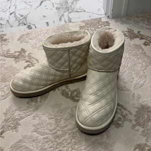 Ivory quilted Ugg boot